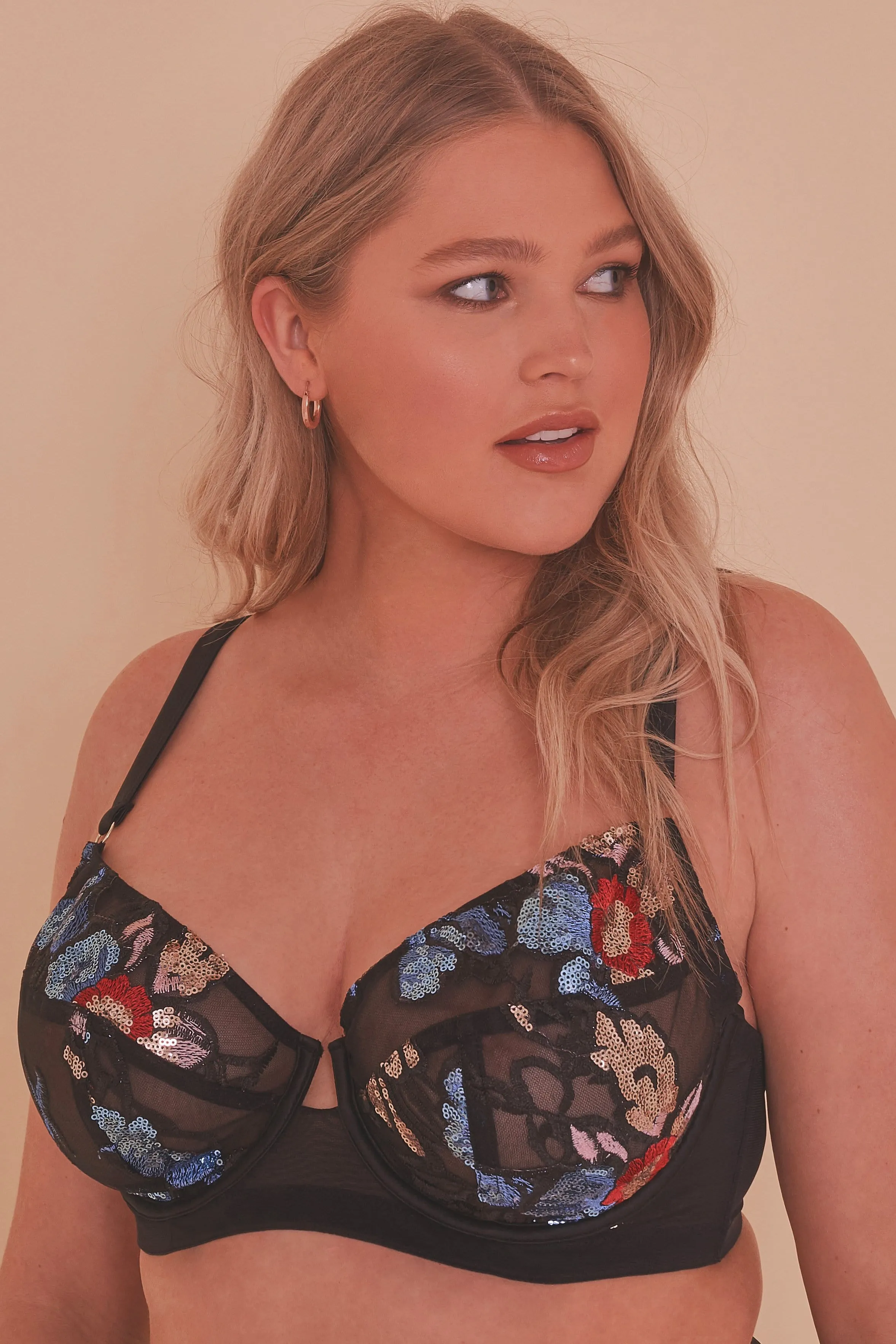 Felicity Hayward Elly Sequin Black Bra Curve