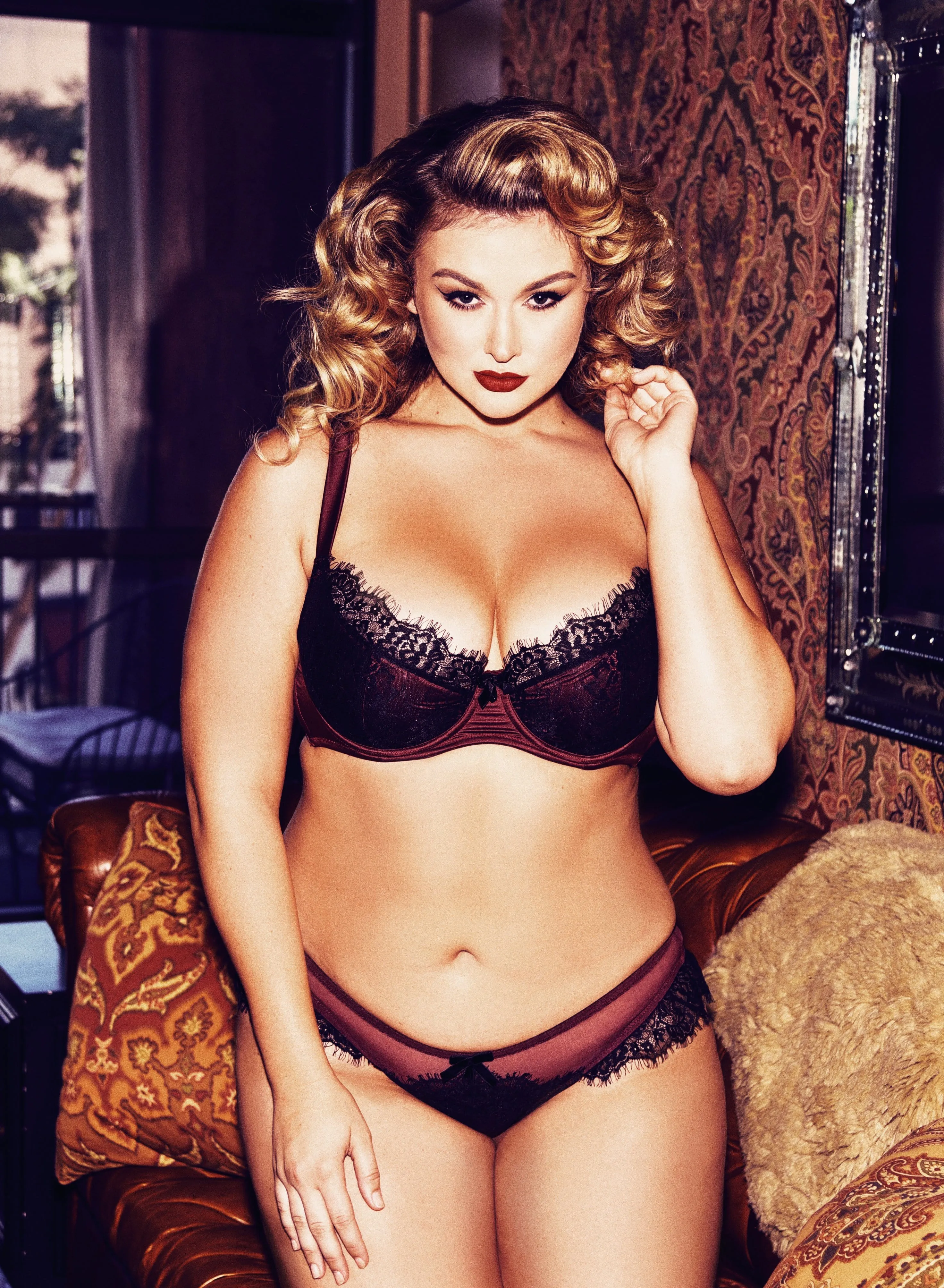 Karine Lace Overlay Brief Wine/Black Curve