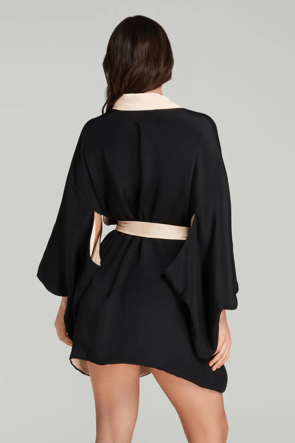 Kiki Silk Kimono. Size M-L (UK 14-18)