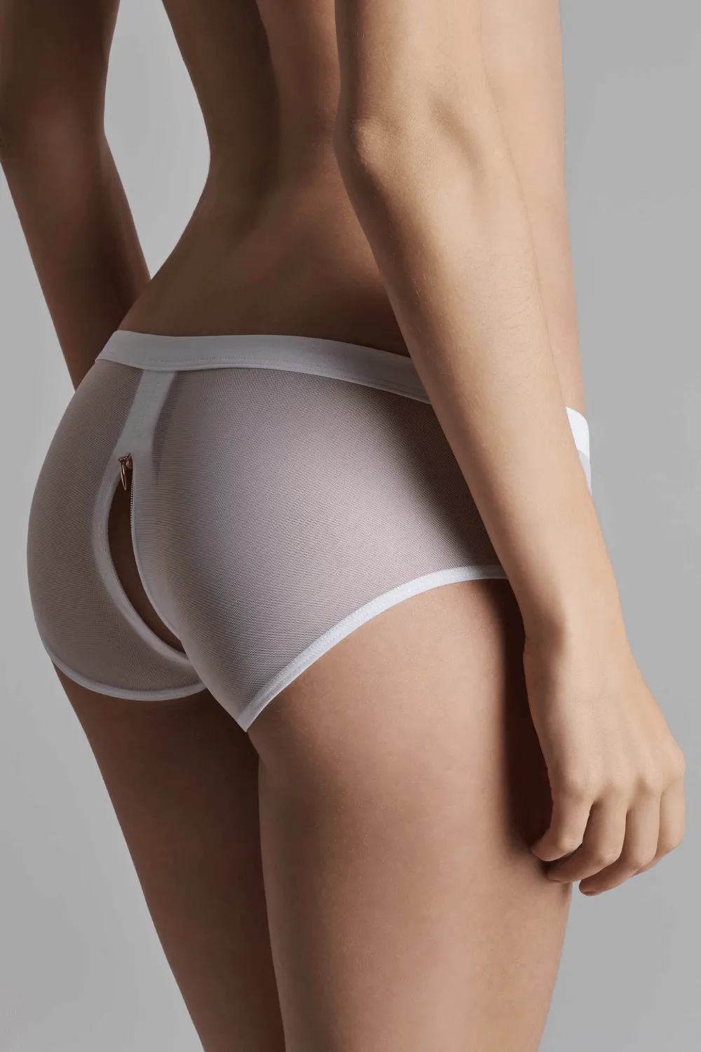 Pure Tentation Shorty With Zip White. Size XL (UK 12-14)