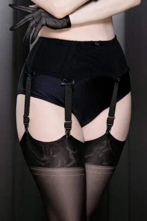 Retro Classics 6-Strap Suspender Belt