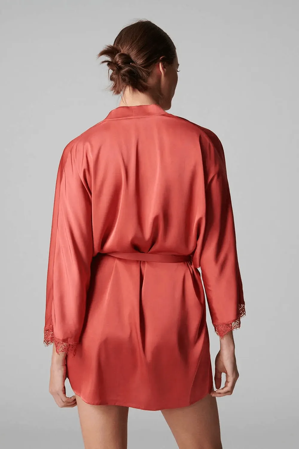 Satin Secrets Kimono in Quartz Pink